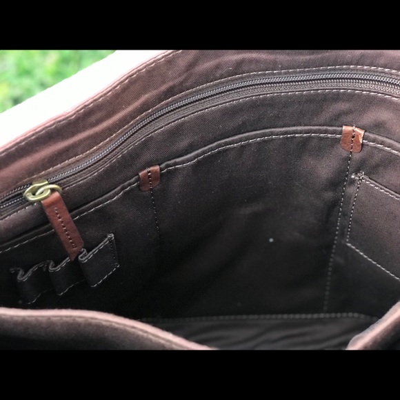 Fossil Messenger Bag - Picture 11 of 11